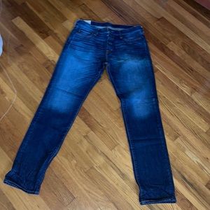 Men dark rinse jeans